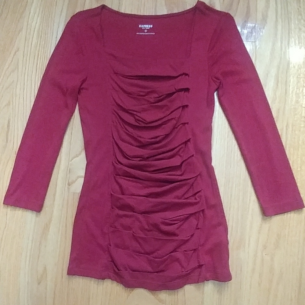 Express Ruched 3/4 sleeve top